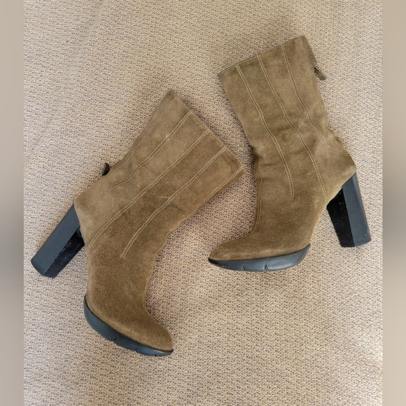 ❌SOLD❌Cole Haan x Nike Air suede block heel boots, khaki green - Picture 6 of 9